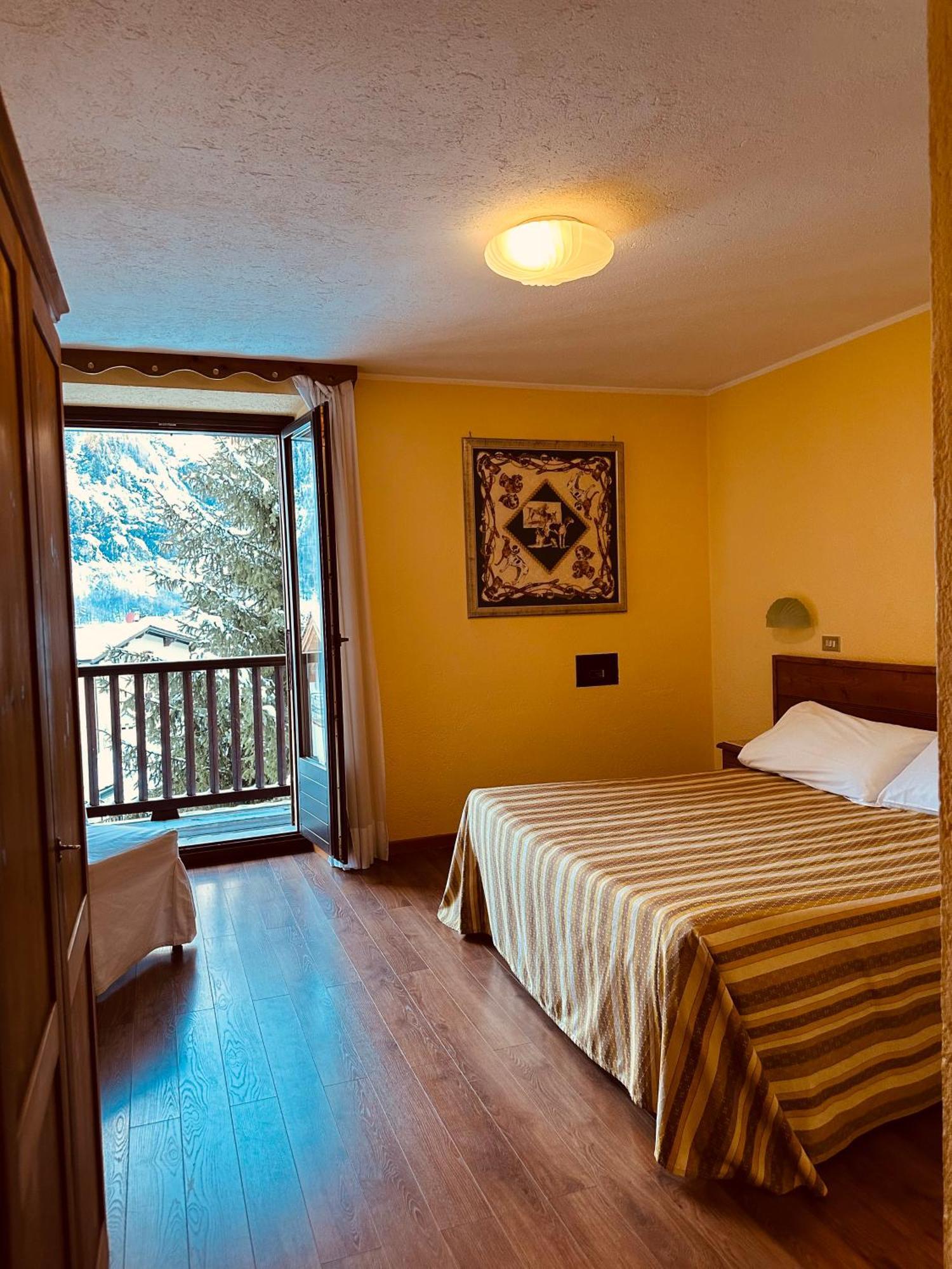 Centrale Courmayeur Exterior photo