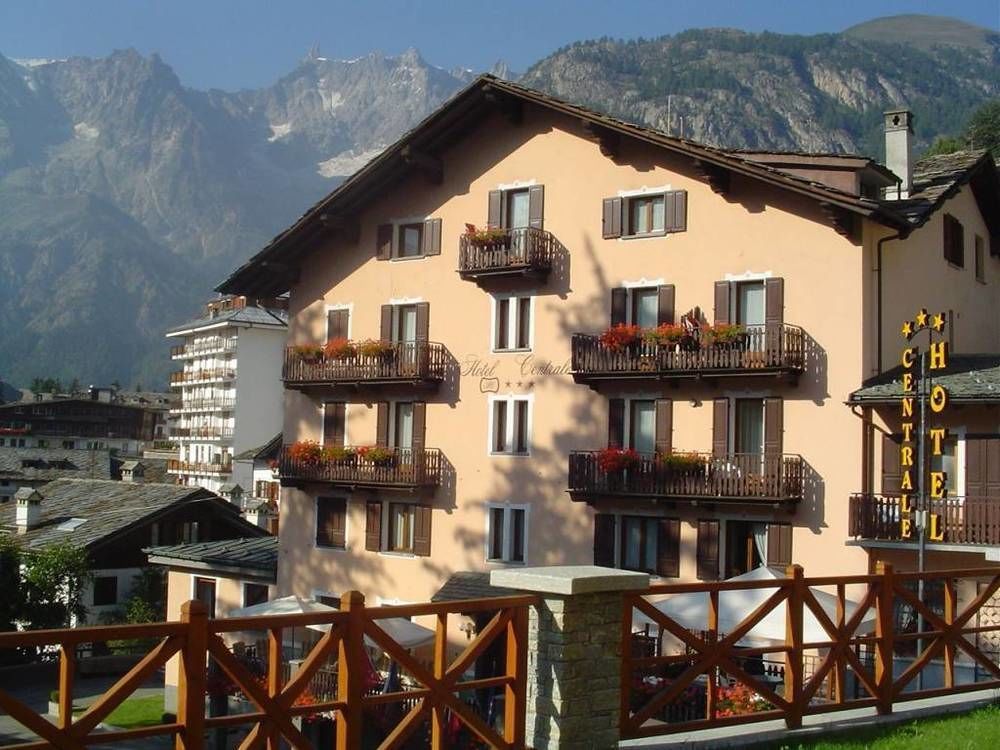 Centrale Courmayeur Exterior photo
